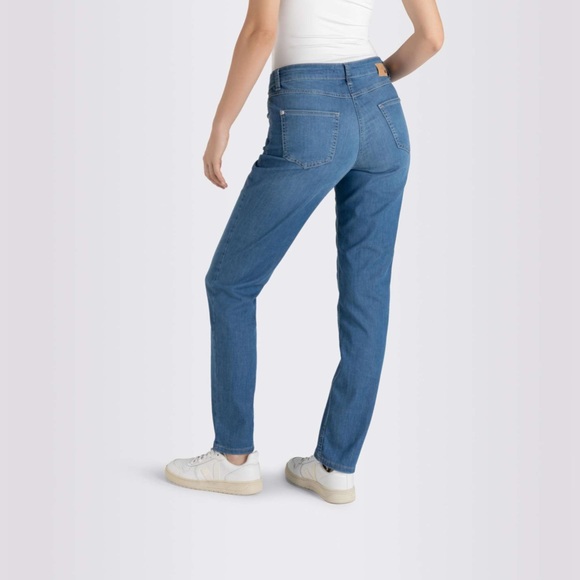 MAC Jeans Melanie Straight Leg Jean - Picture 3 of 10